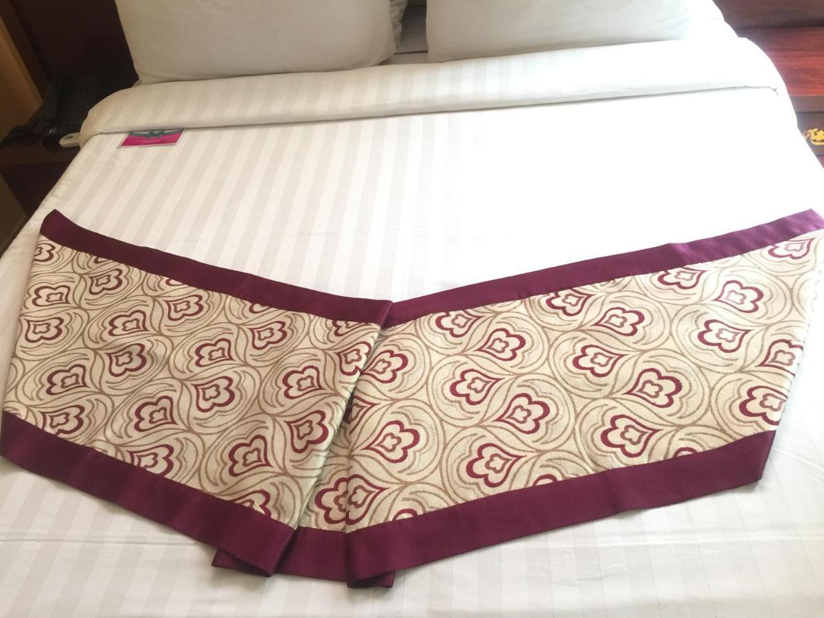Rising Sun Hotel Дар ес Саалам Екстериор снимка